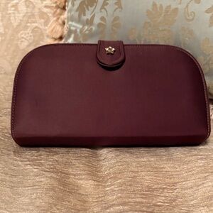 Elegant Brown Women's Clutch